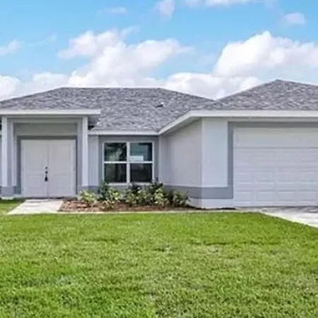 Stunning New Home In Cape Coral Florida